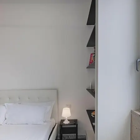 Chic & Modern Lofts By Wonderful Italy דירה *